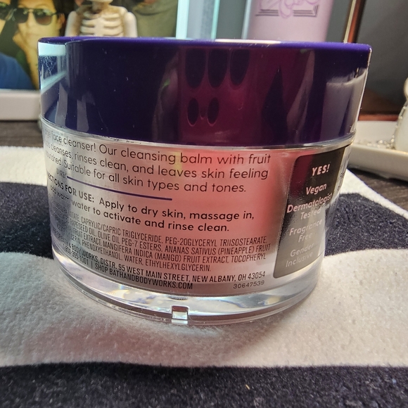 Moxy face cleanser - Picture 2 of 4